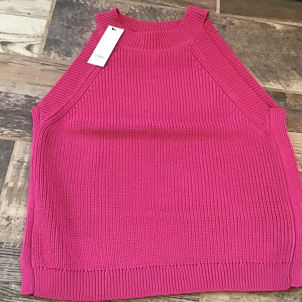 Sleeveless top